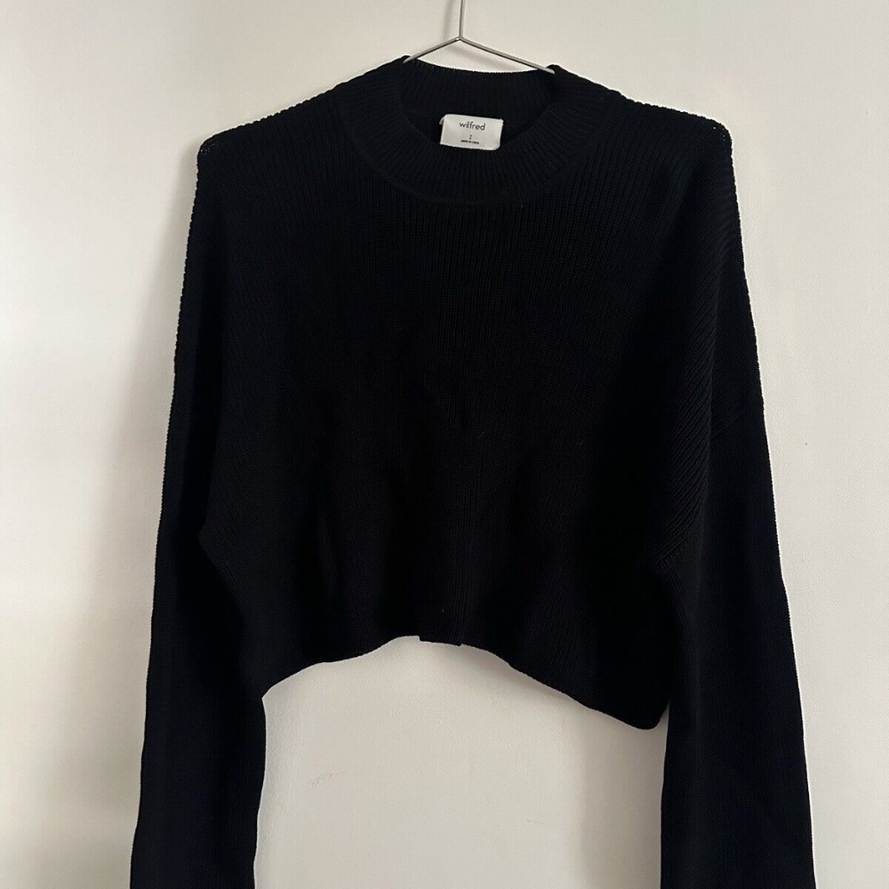 Wilfred Black Cropped Crewneck Sweater